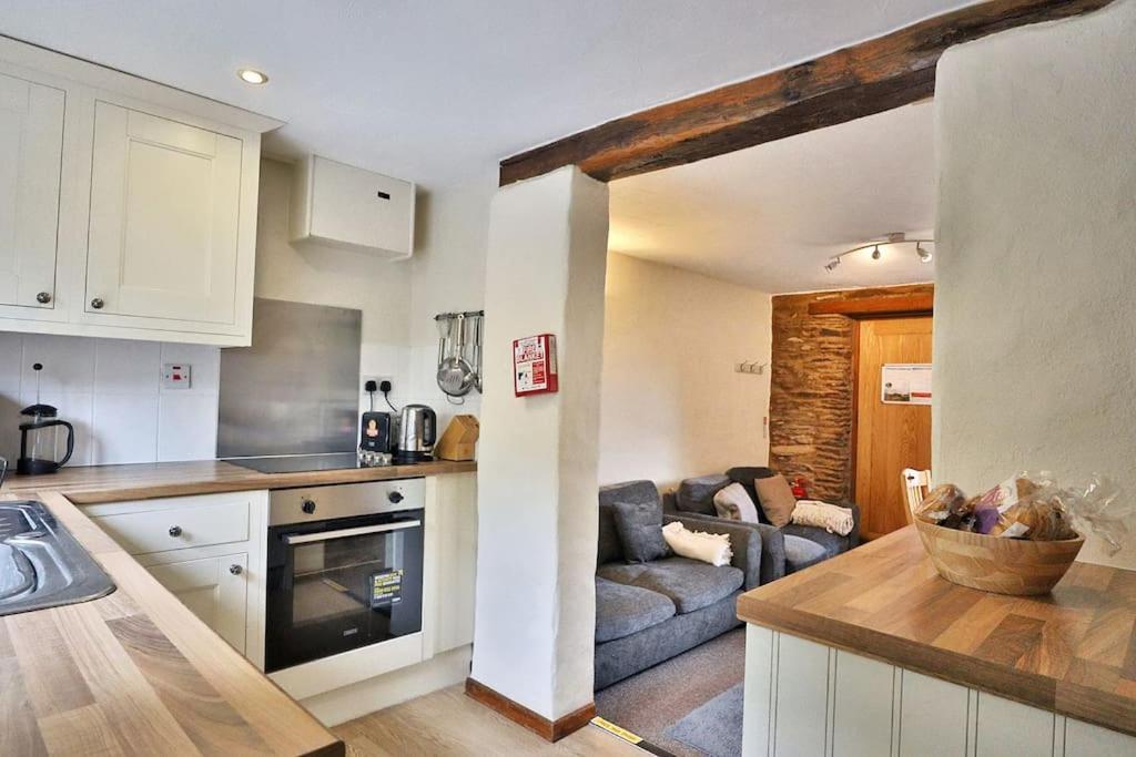 Guest Homes - Hayloft Cottage Combe Martin Buitenkant foto