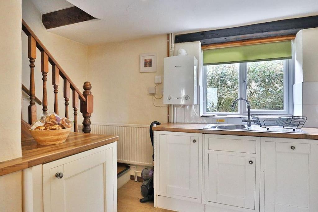 Guest Homes - Hayloft Cottage Combe Martin Buitenkant foto